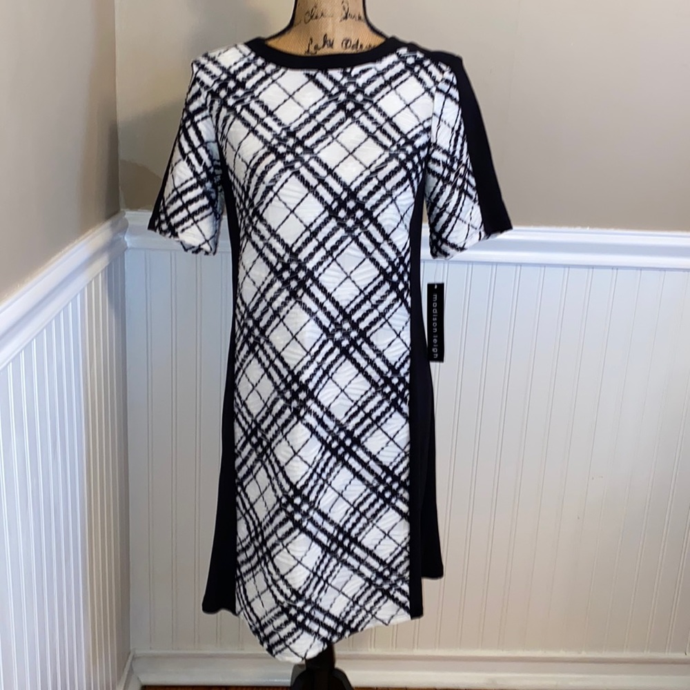 NWT Madison Leigh dress